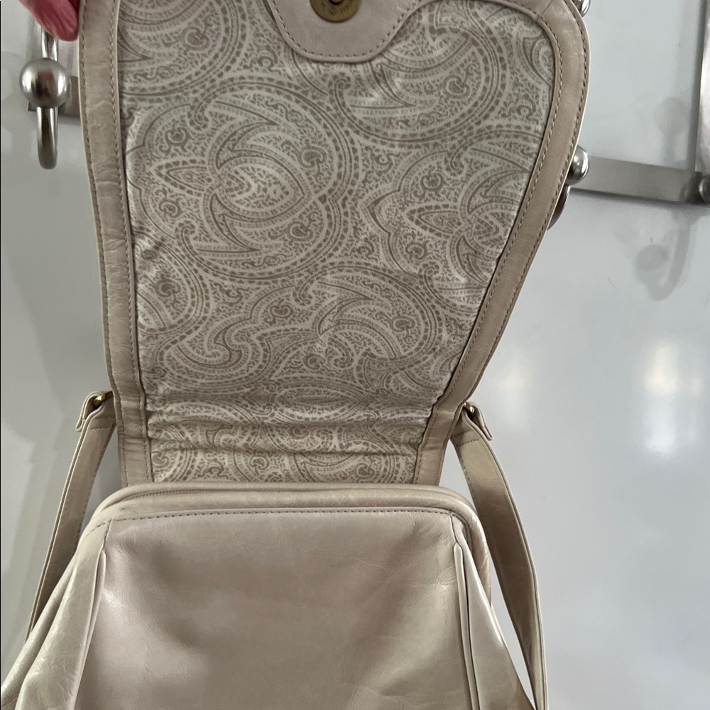 Hobo International crossbody handbag - Picture 7 of 14